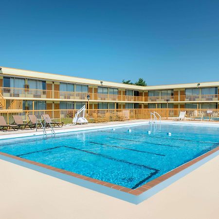 Days Inn By Wyndham Salem, Il Экстерьер фото