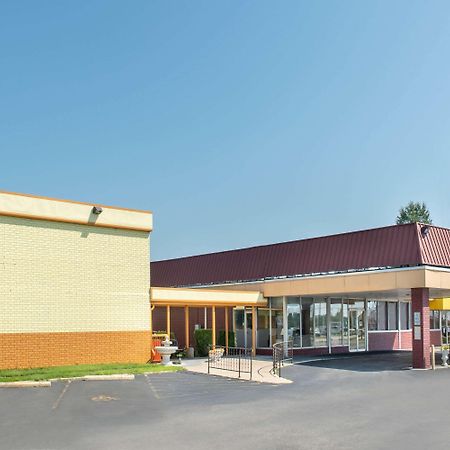 Days Inn By Wyndham Salem, Il Экстерьер фото